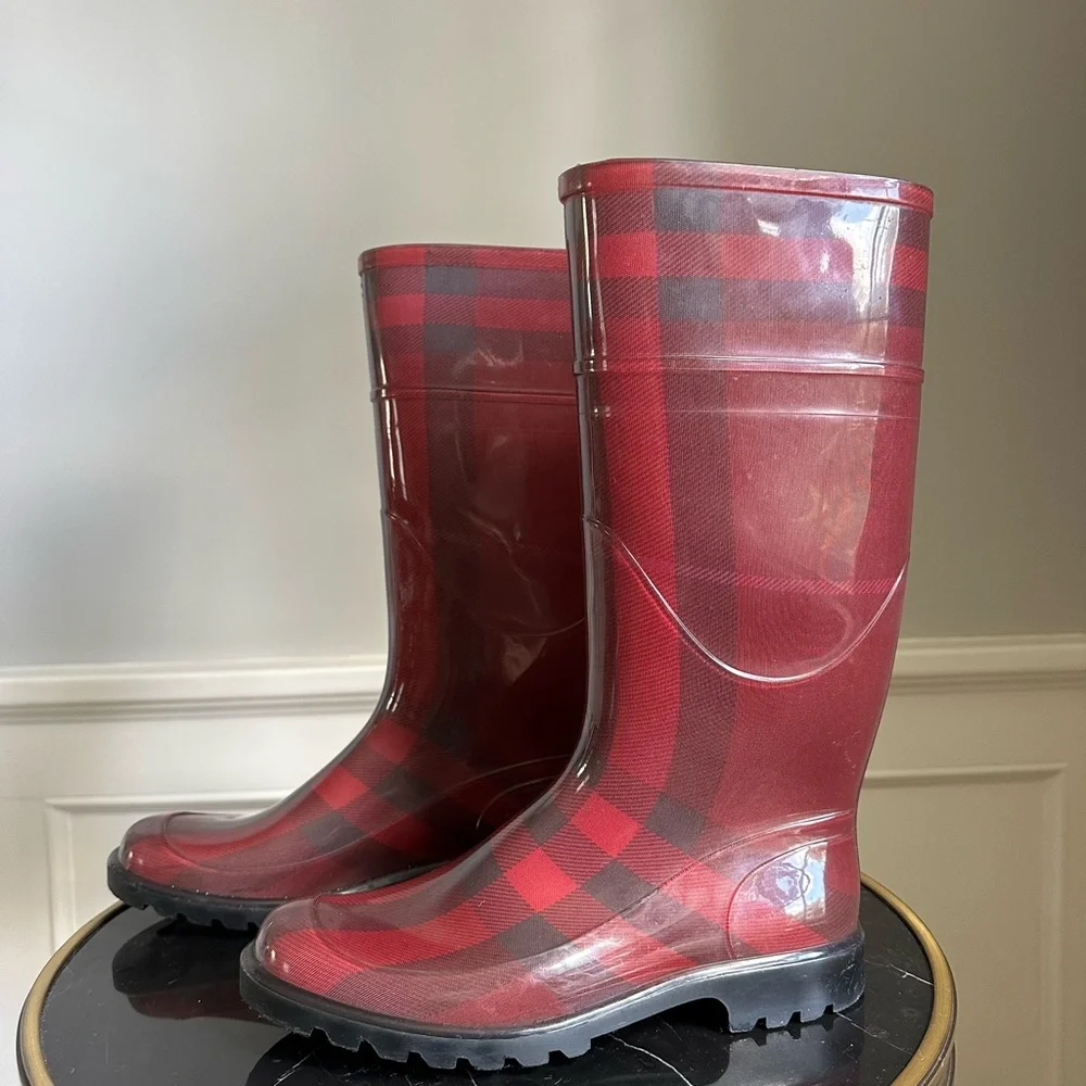 Burberry burgundy Nova check Rubber Rain Boots size 39